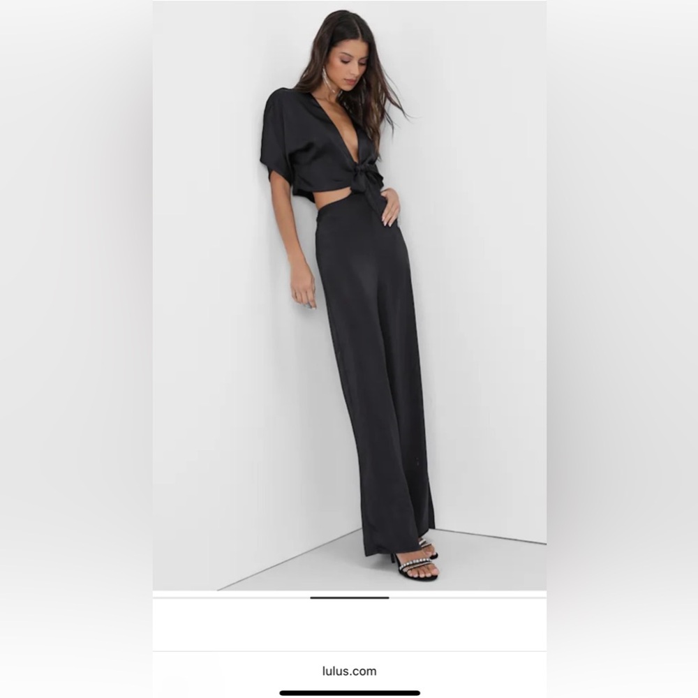 Lulu's Classic Black Wide-Leg Jumpsuit